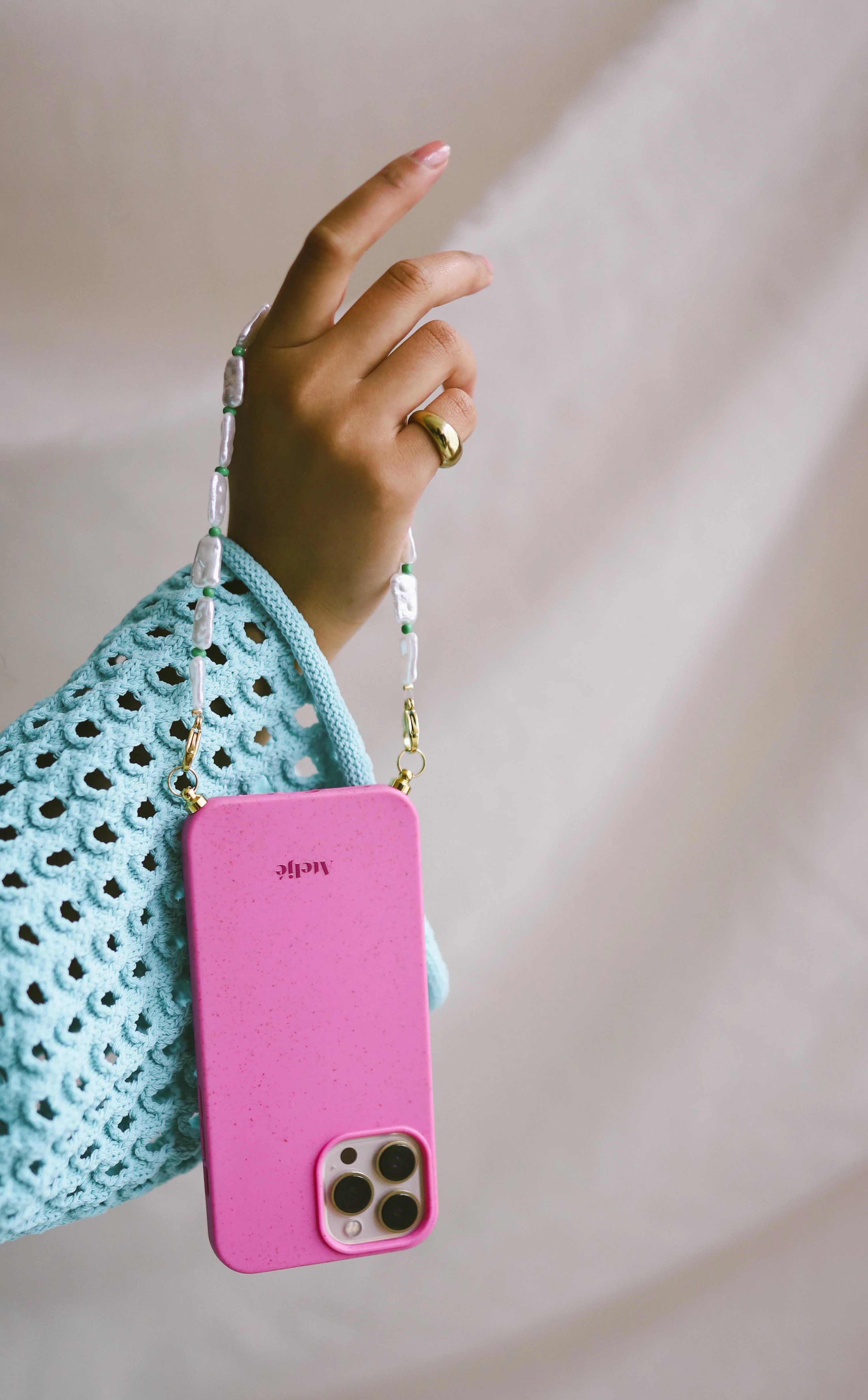 Pink biodegradable iPhone case - no cord - Image 3